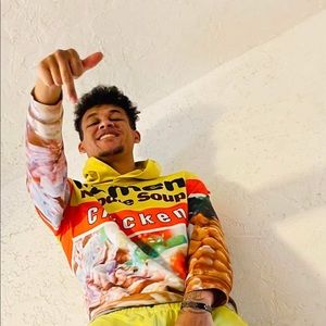 Meet your Posher, Jeremiah